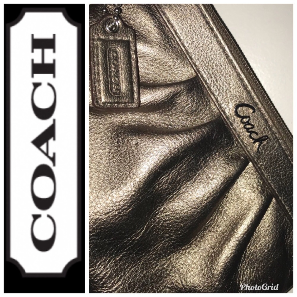 SALE🎉 Coach Wristlet NWOT